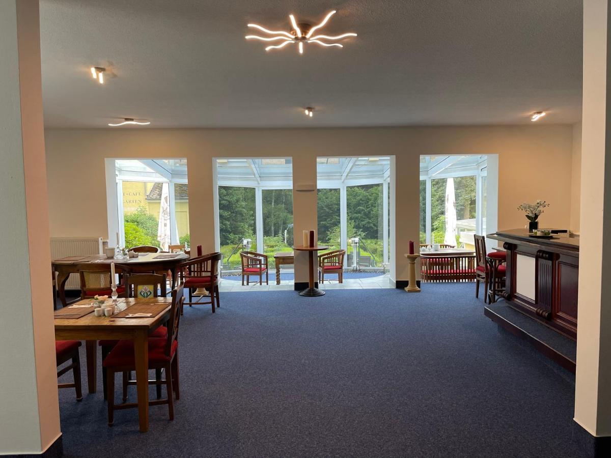 Hotel Quellenpark Bad Elster Bagian luar foto