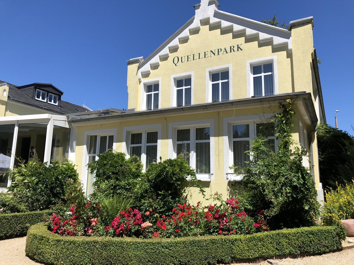 Hotel Quellenpark Bad Elster Bagian luar foto