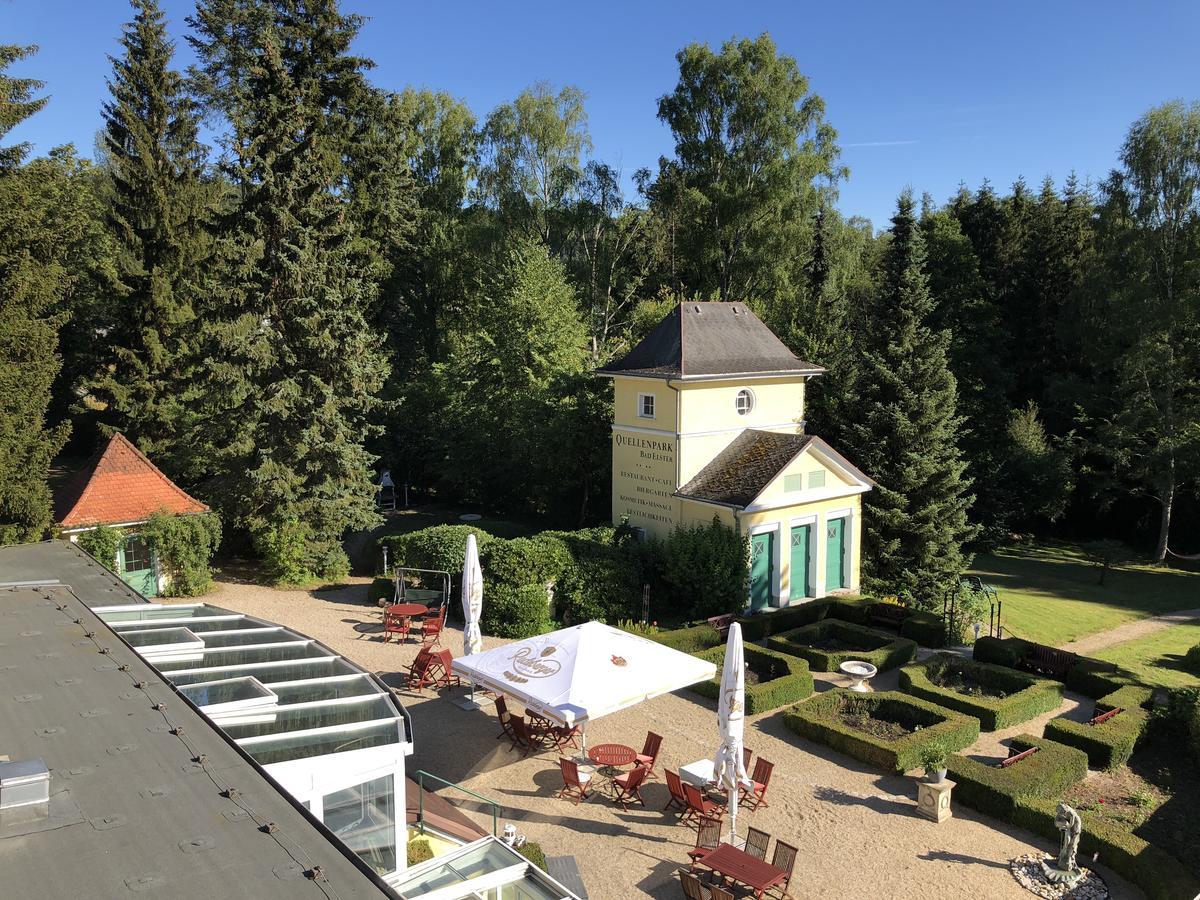 Hotel Quellenpark Bad Elster Bagian luar foto